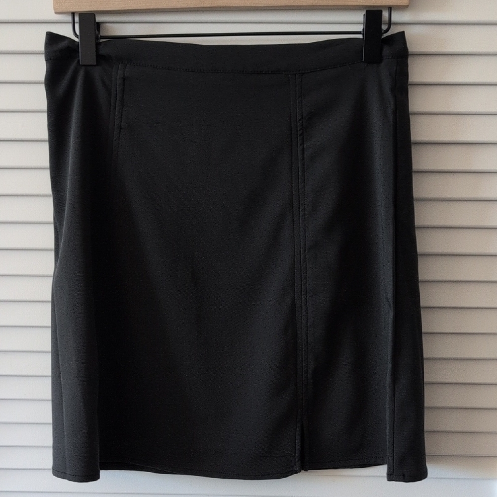 Elegant Black Mini Skirt for Women